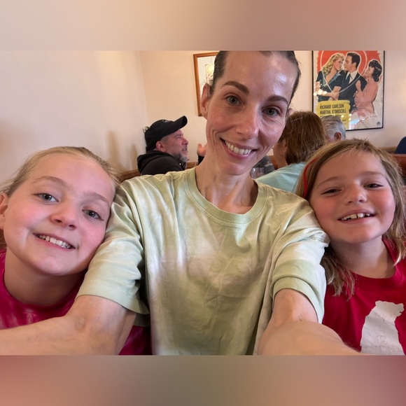 Meet your Posher, Teresa - Picture 1 of 1